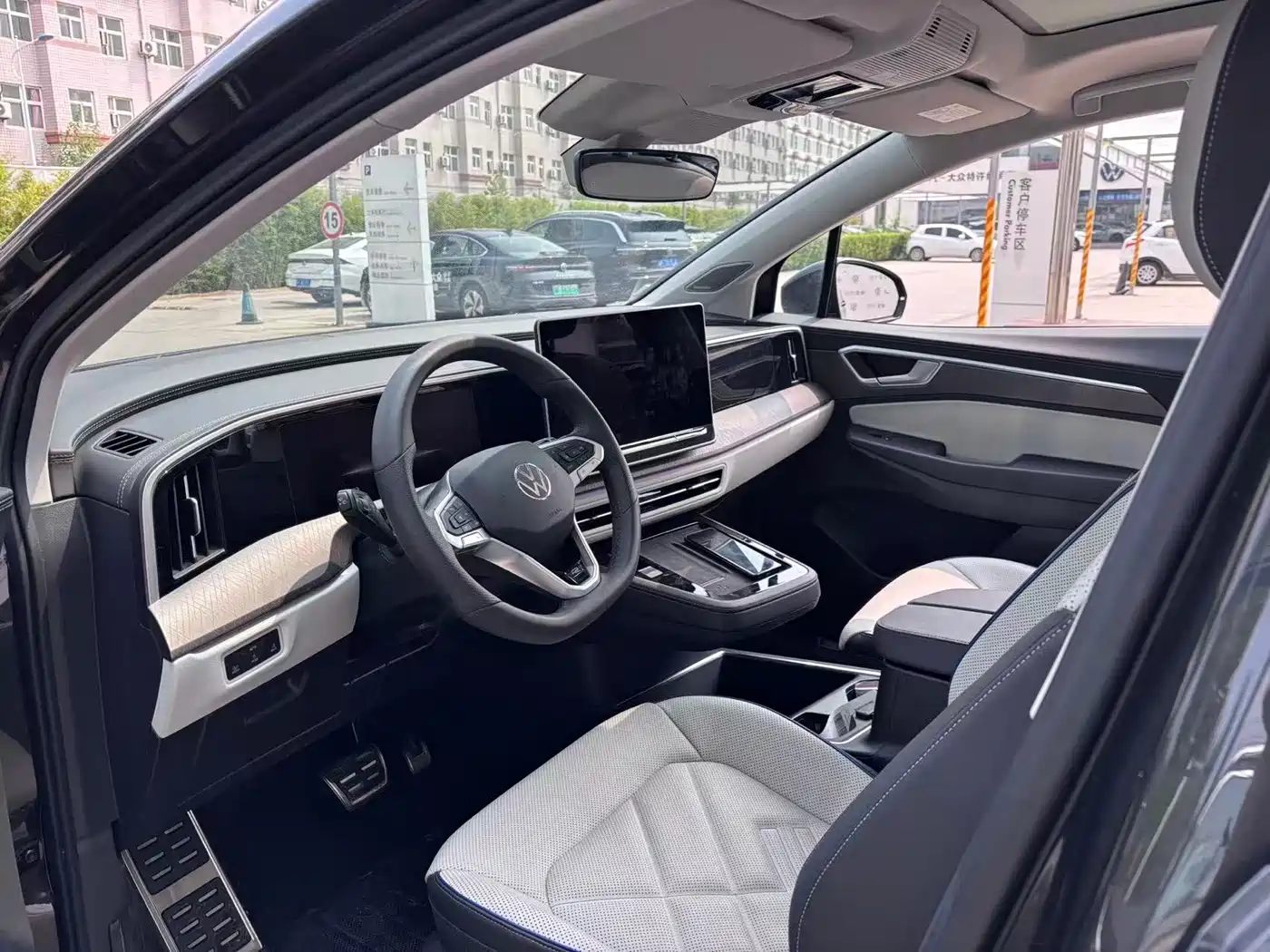 Volkswagen Talagon 2025 2025 450TSI R-Line 6-Seater