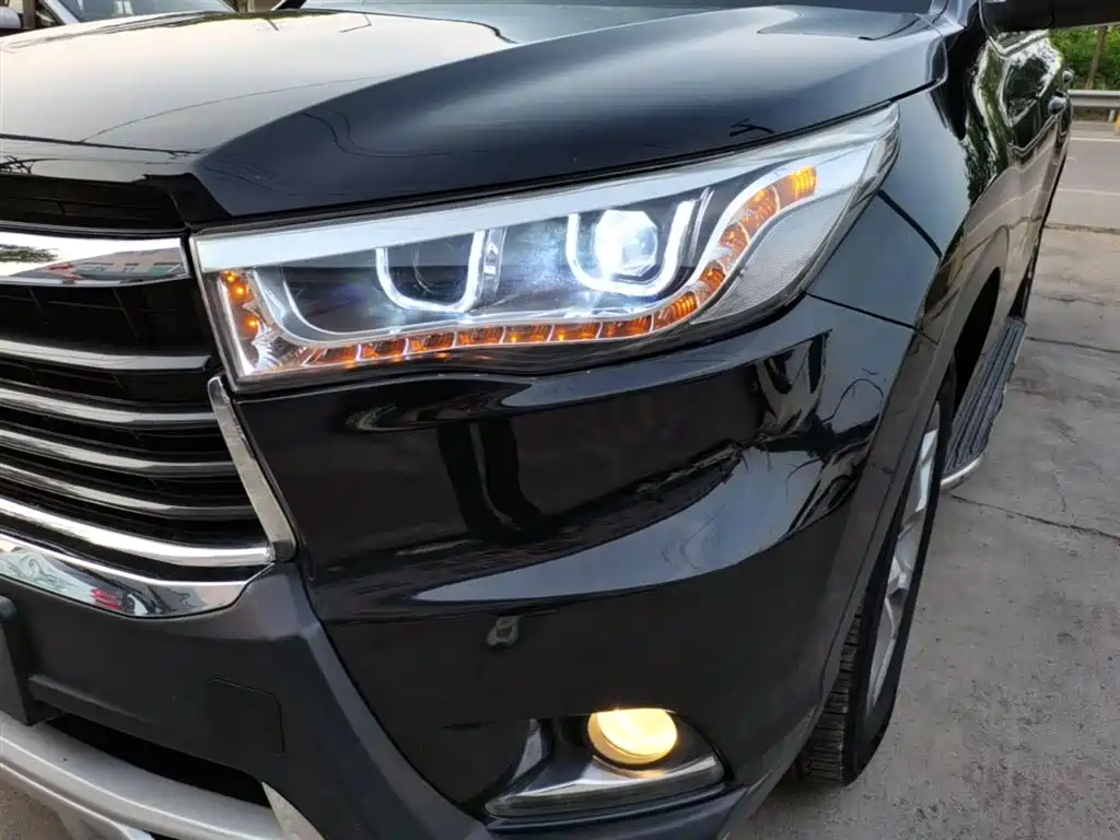 Toyota Highlander 2015 2.0T AWD Luxury Edition 7-seater фото 24