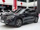 Фото 1 - Volkswagen Touareg