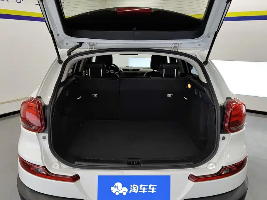 Qoros 5 2020 2019 Qoros 5S 1.6TGDI Premium