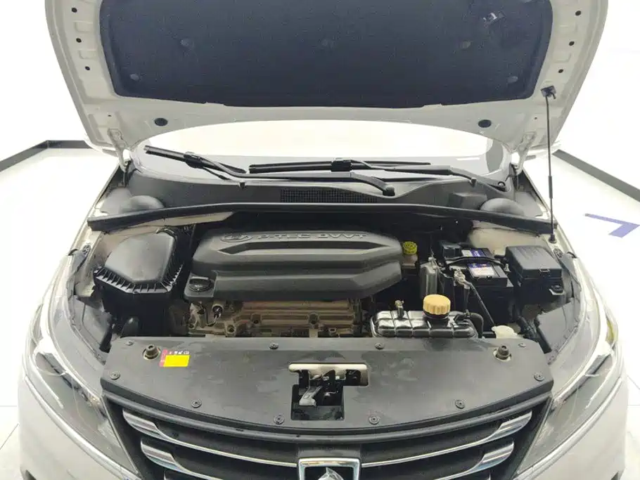 Baojun 310 2017 2017 1.5L Manual Luxury