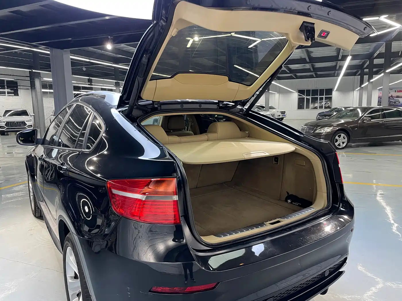 BMW X6 2011 xDrive35i фото 16