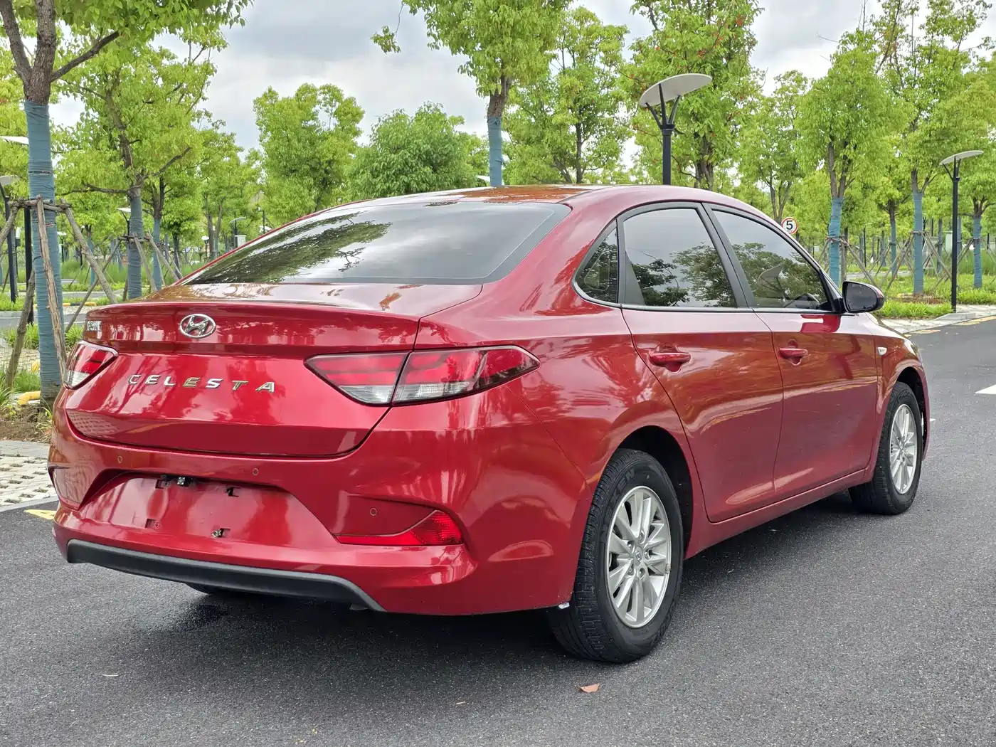 Hyundai Elantra 2020 1.6L Auto GL Pleasing Edition фото 4