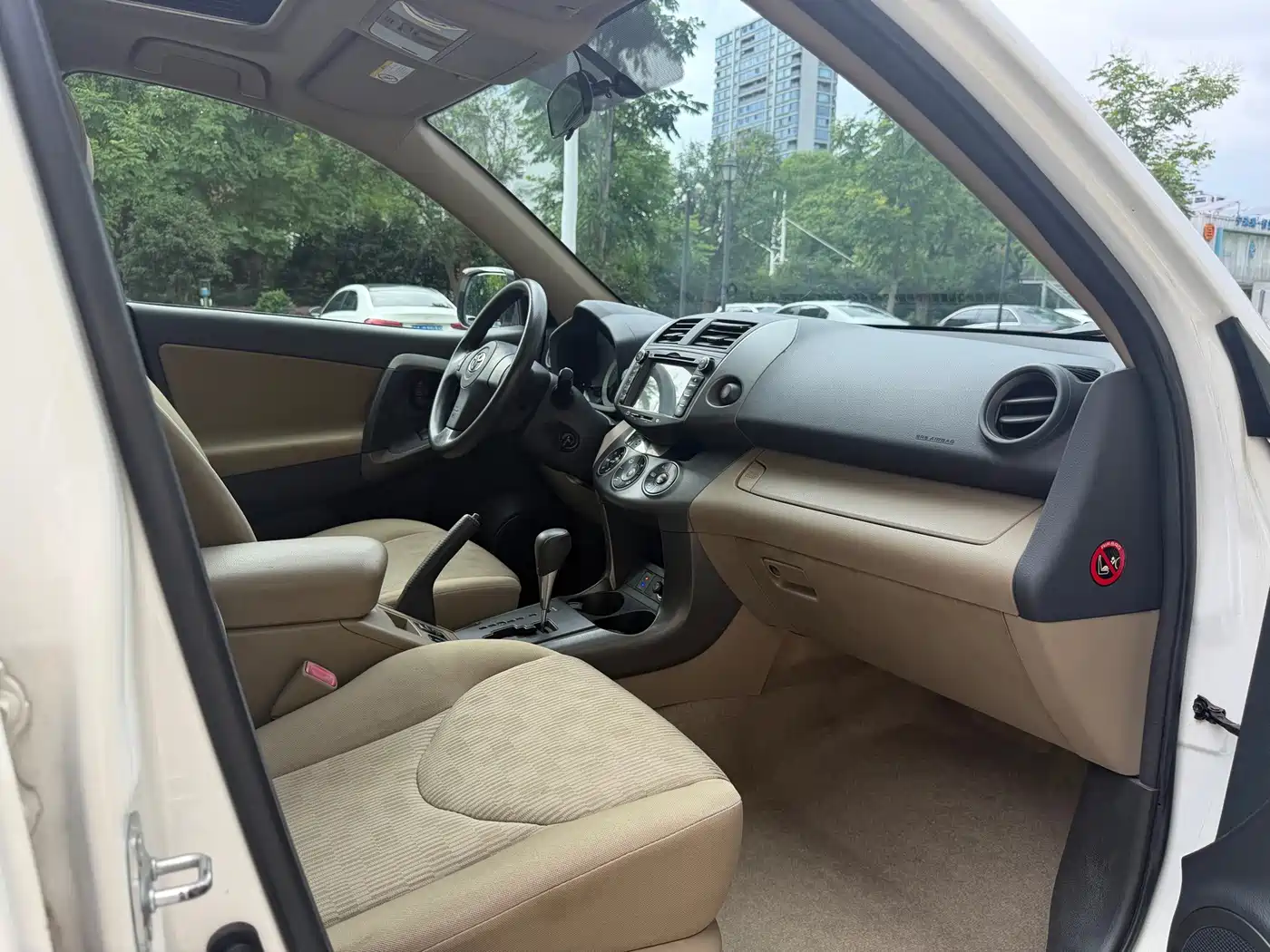 Toyota RAV4 (Import) 2011 2011 Base Model