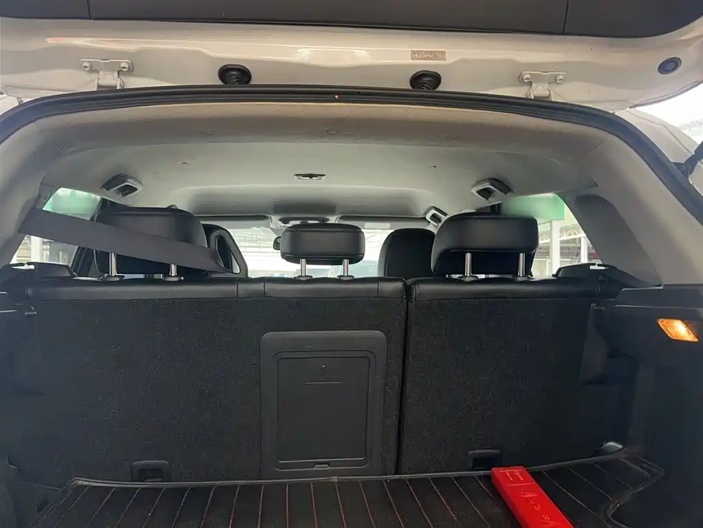 Peugeot 4008 (Import) 2013 2.0L 2WD Fashion фото 13