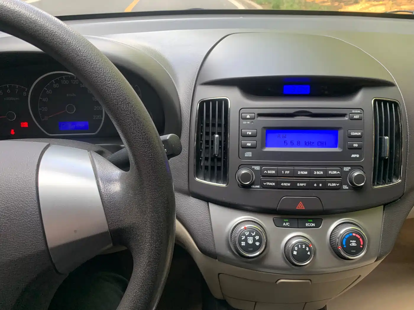 Hyundai Elantra 2011 1.6L Automatic Comfort фото 14