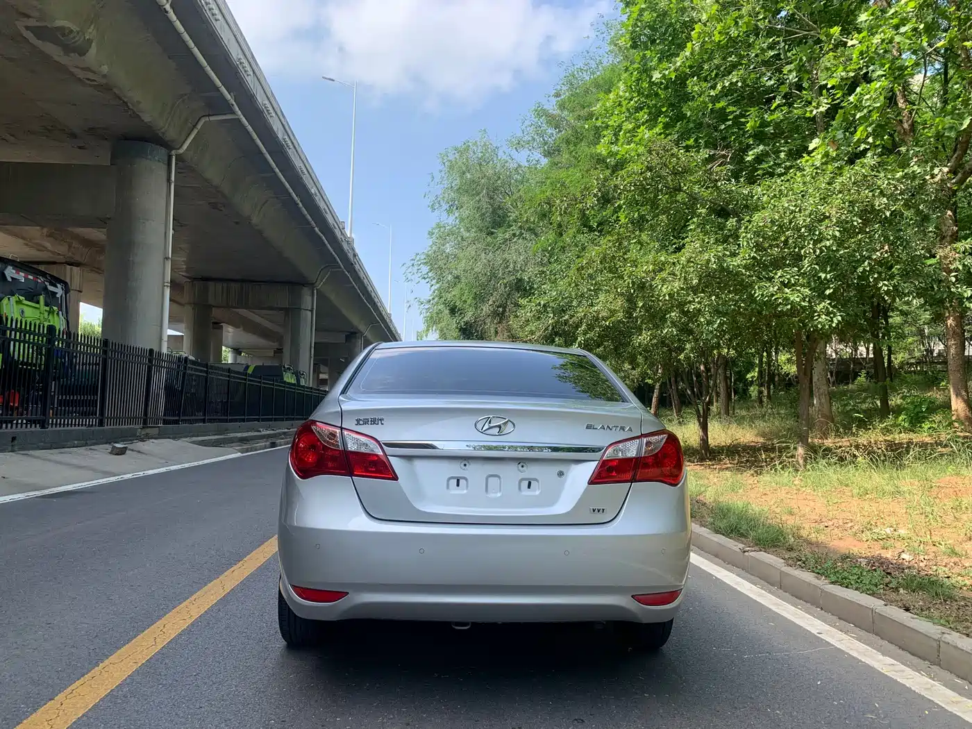 Hyundai Elantra 2011 1.6L Automatic Comfort фото 4