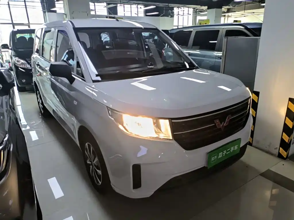 Wuling Motors Wuling Hongguang PLUS 2022 2020 1.5L Manual Standard 5-seater