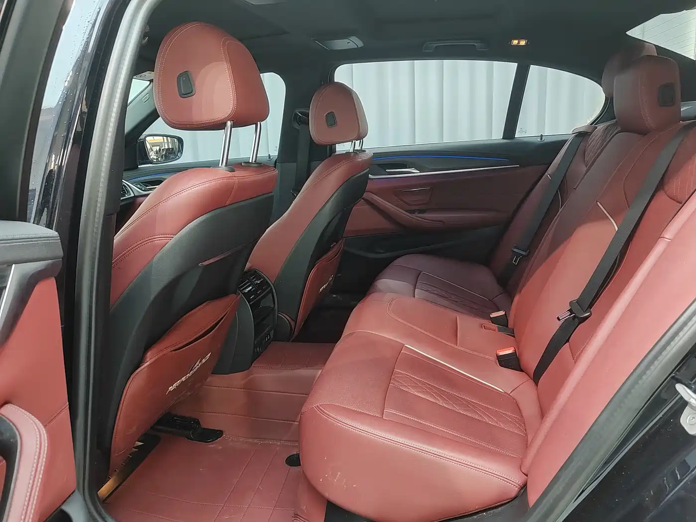 BMW 5 Series 2023 530Li Leading M Sport Package фото 17