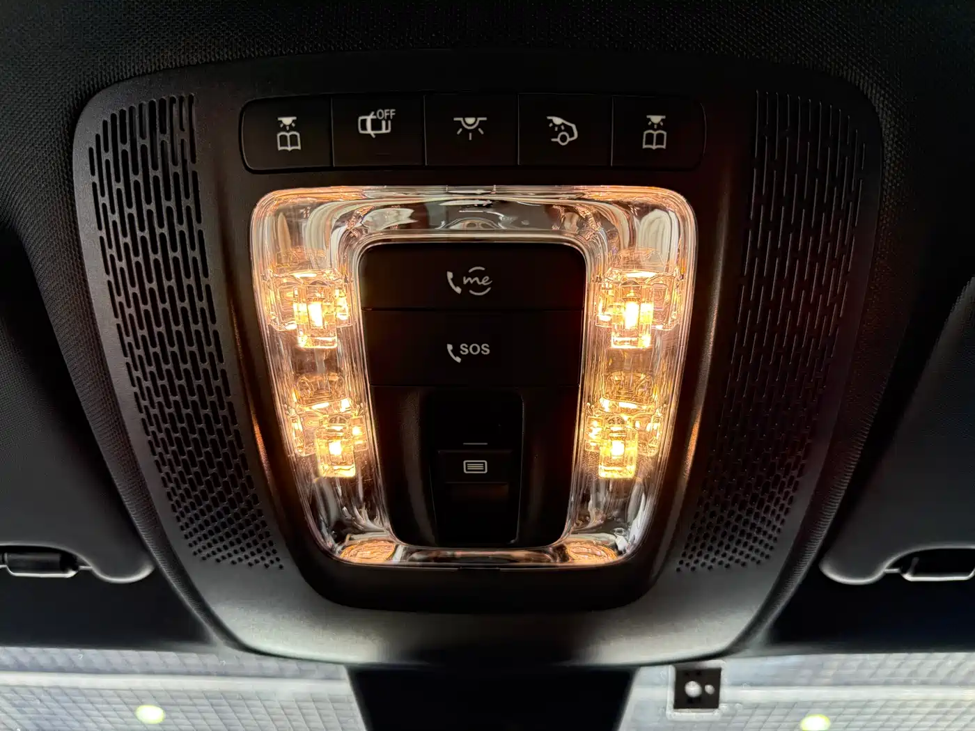 Mercedes-Benz A-Class 2021 A 180 L Sports Sedan фото 16