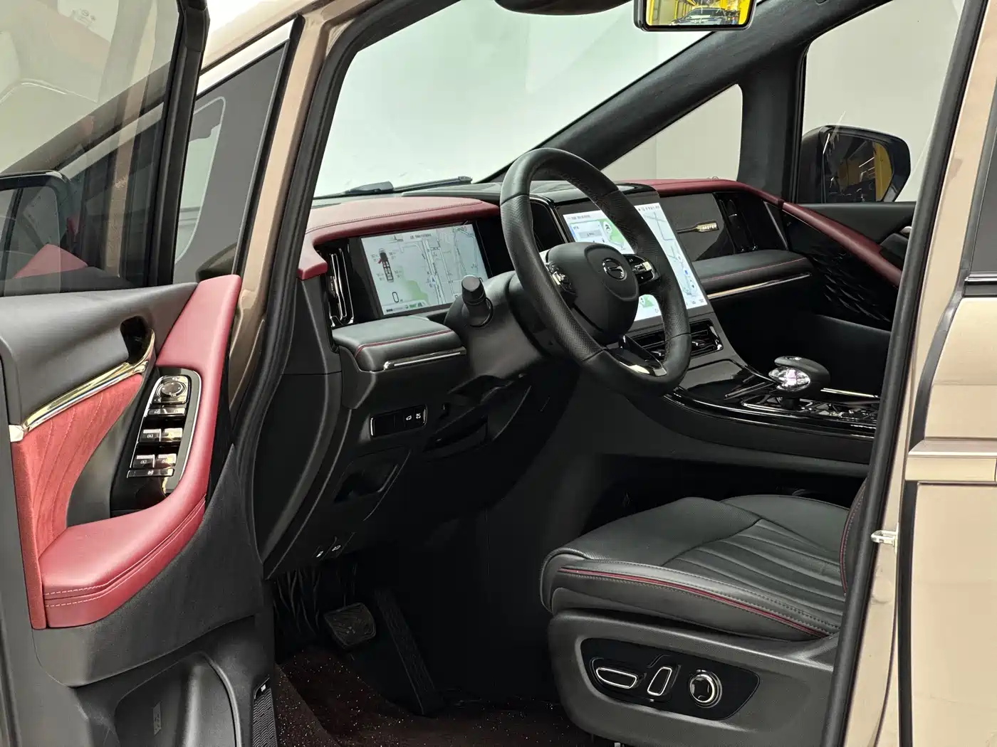 GAC Trumpchi Trumpchi M8 2023 Model Master Series Hybrid Royal Edition фото 13