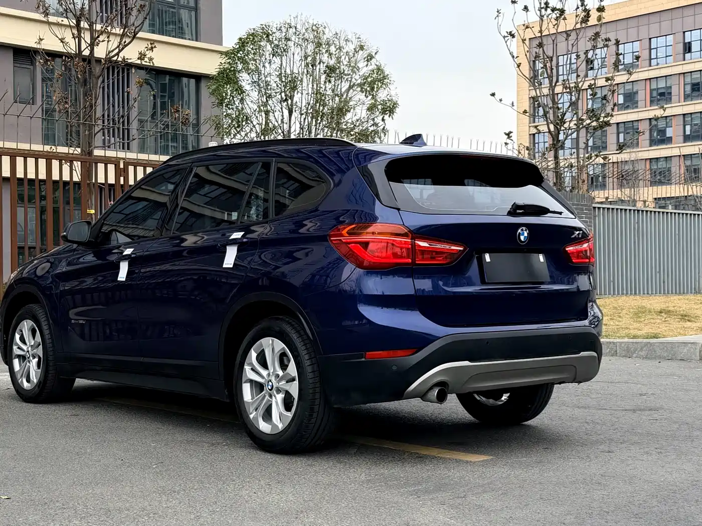 BMW X1 2016 sDrive18Li Premium Model фото 10