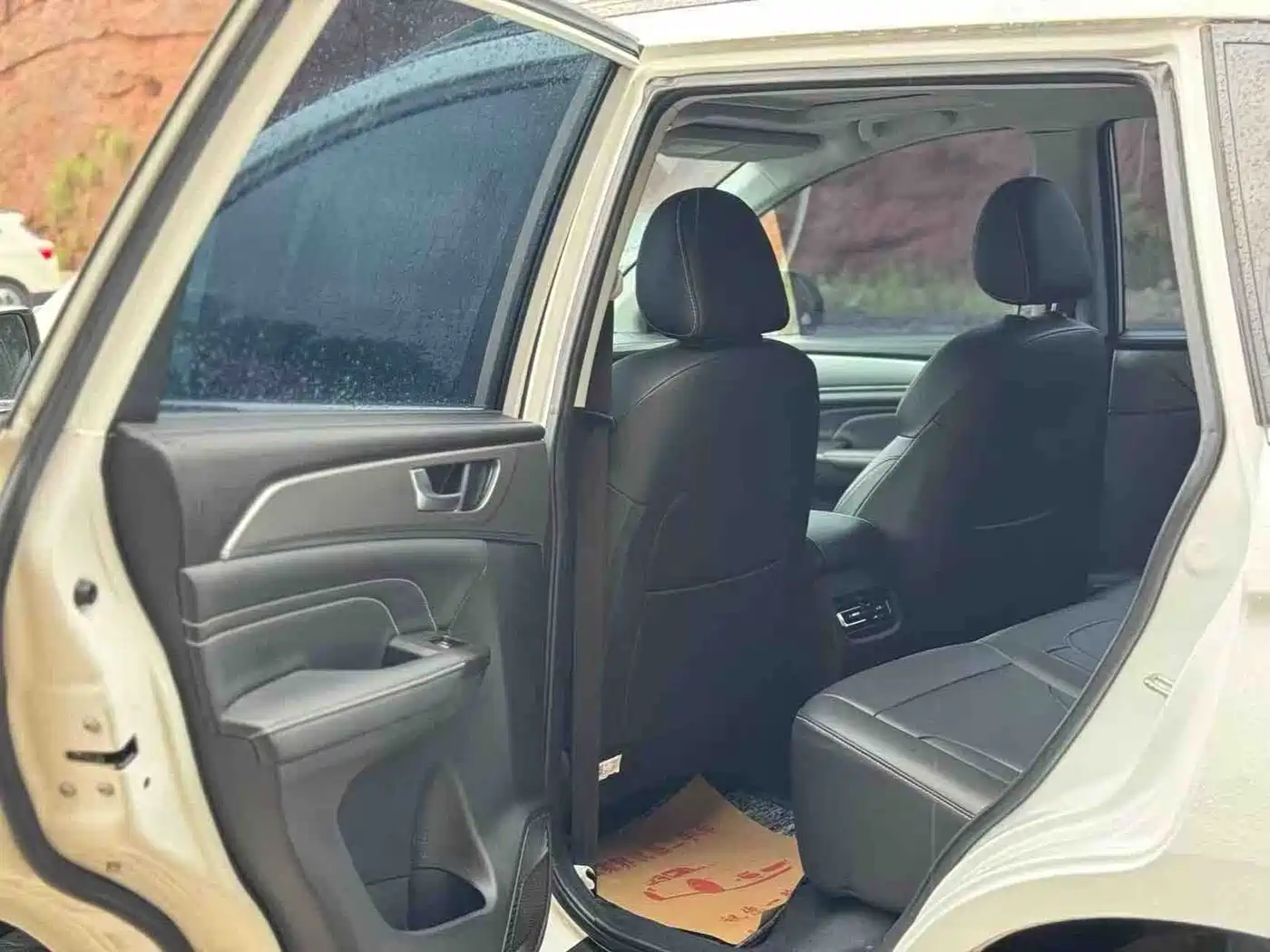 Haval M6 2021 PLUS 1.5T Manual Luxury Smart Connect фото 9