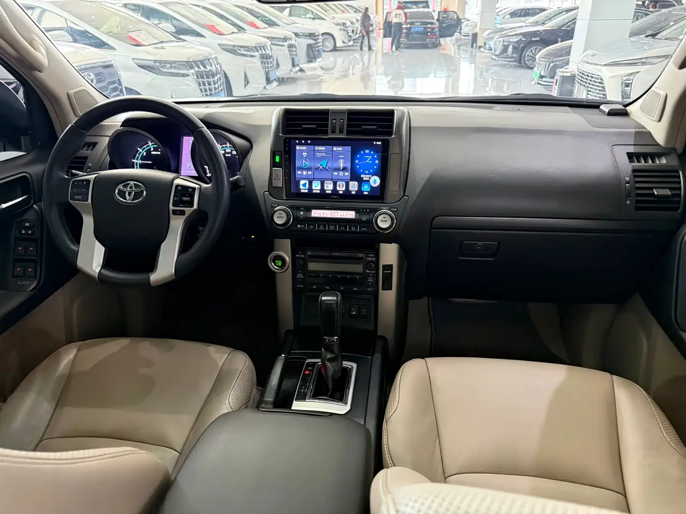 Toyota Prado 2010 4.0L Automatic TX фото 12