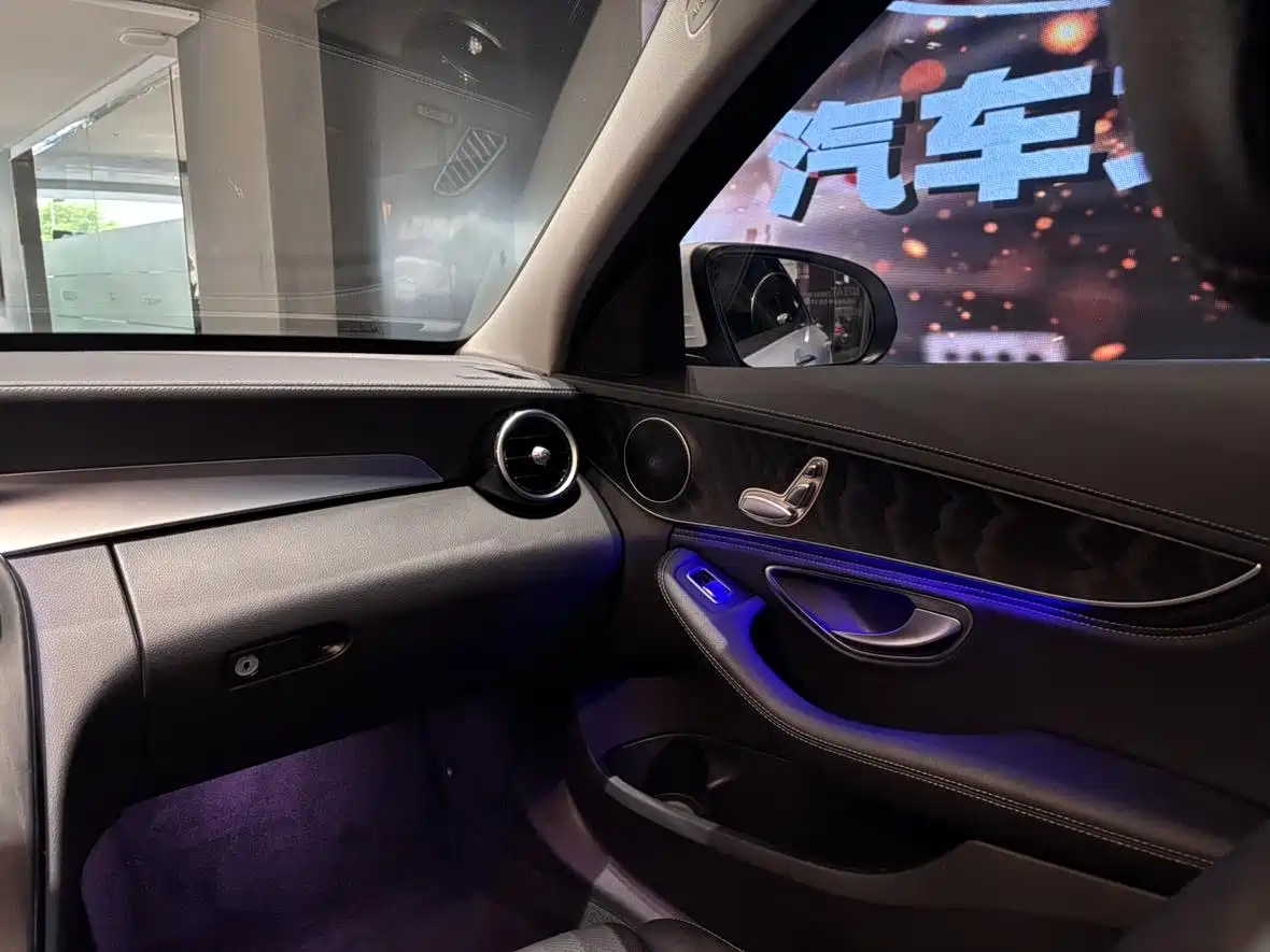 Mercedes-Benz C-Class 2020 Facelift C 200 L Fashion фото 16