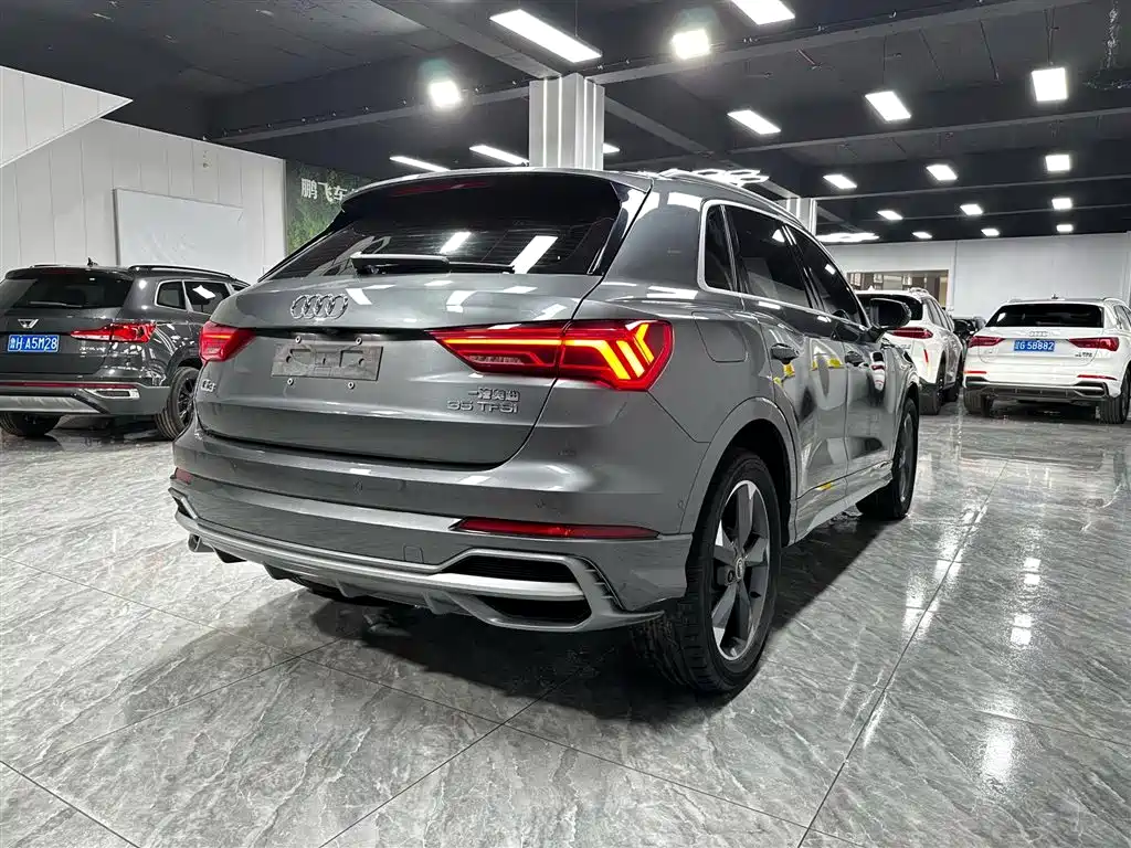 Audi Q3 2022 35 TFSI Fashion Dynamic фото 4