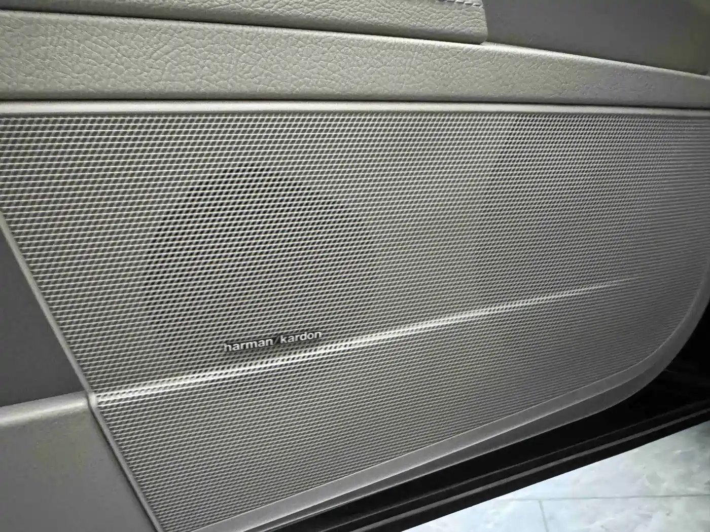 Mercedes-Benz S-Class 2010 S 300 L Luxury фото 29