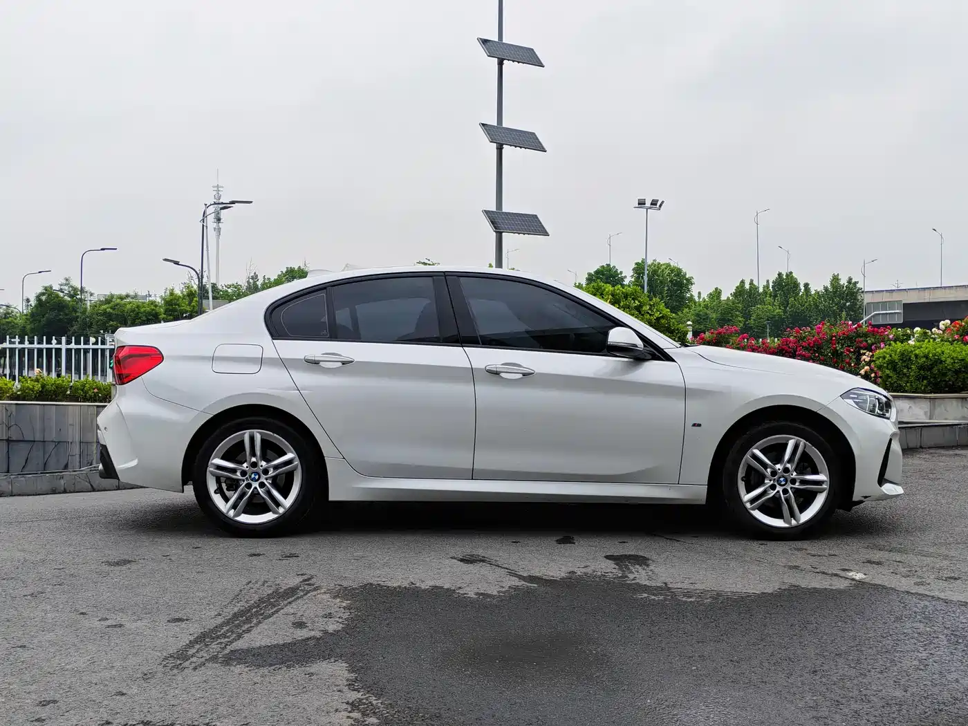 BMW 1 Series 2020 Model 120i M Sport Package фото 4