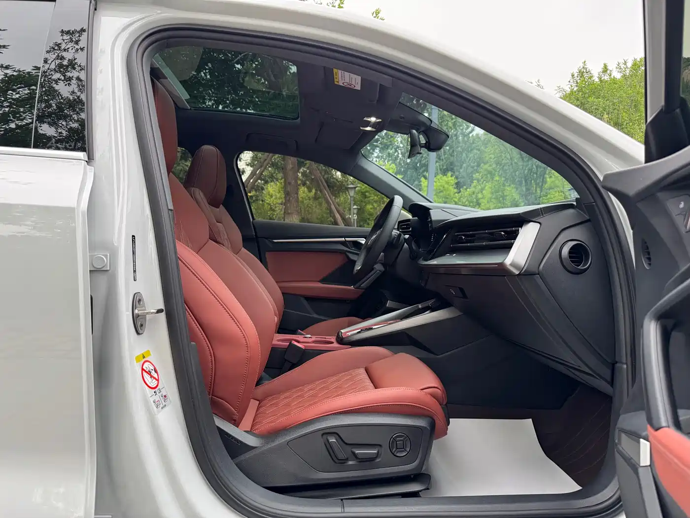 Audi A3 2025 Sportback 35TFSI Flying Premium фото 24