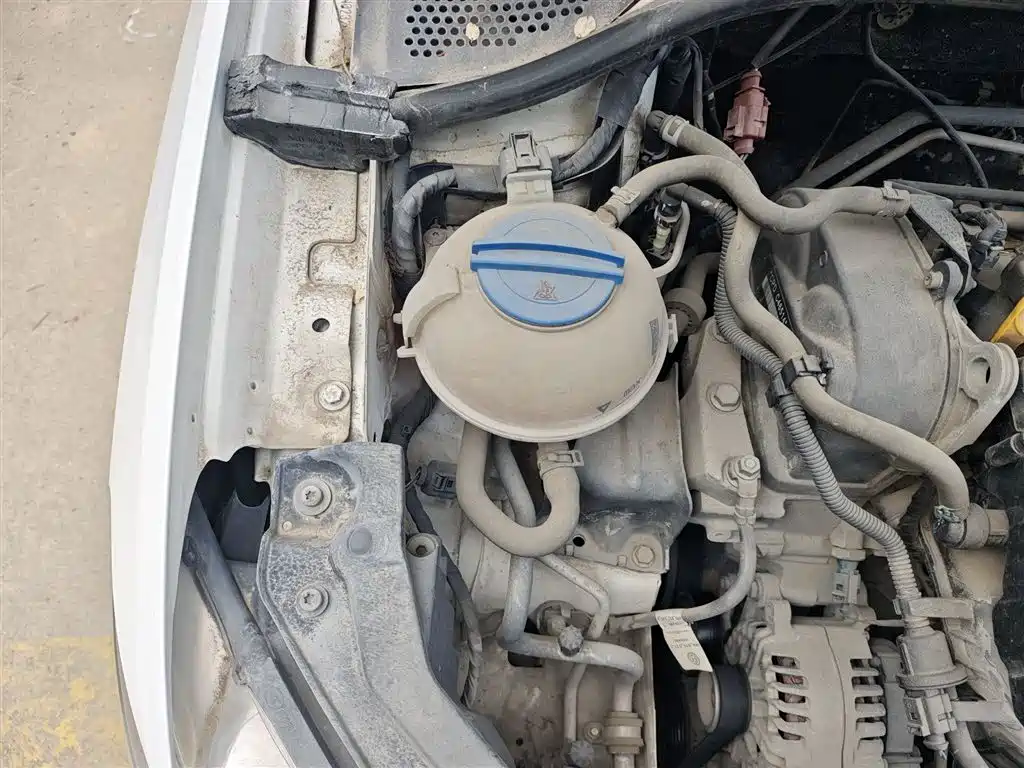 Volkswagen Santana 2015 1.6L Manual Trend Edition фото 21