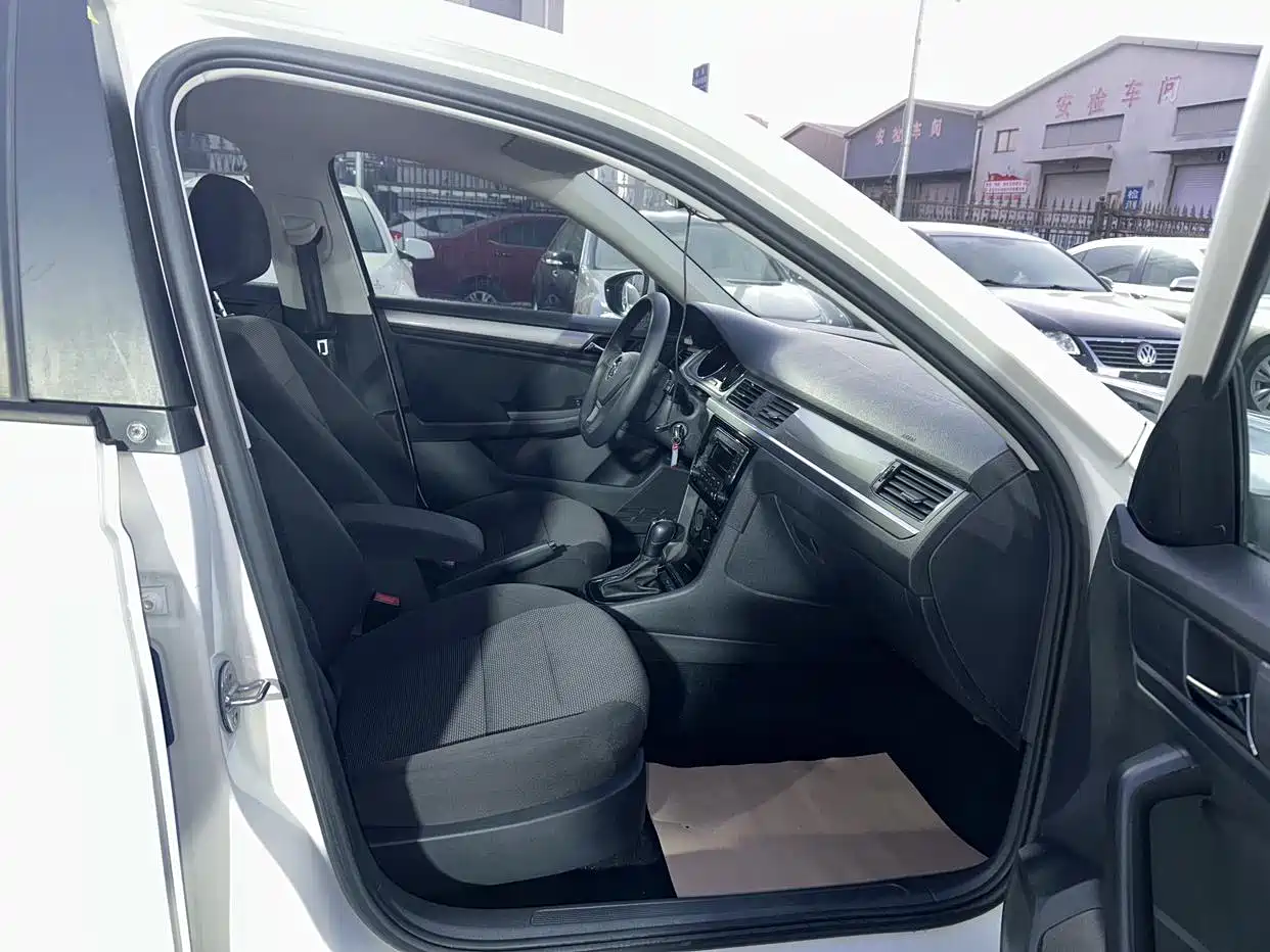 Volkswagen Bora 2019 Bora Legend 1.5L Auto Leading Type China VI фото 14