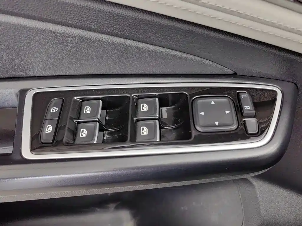 Фото 9 - Jetta VS5