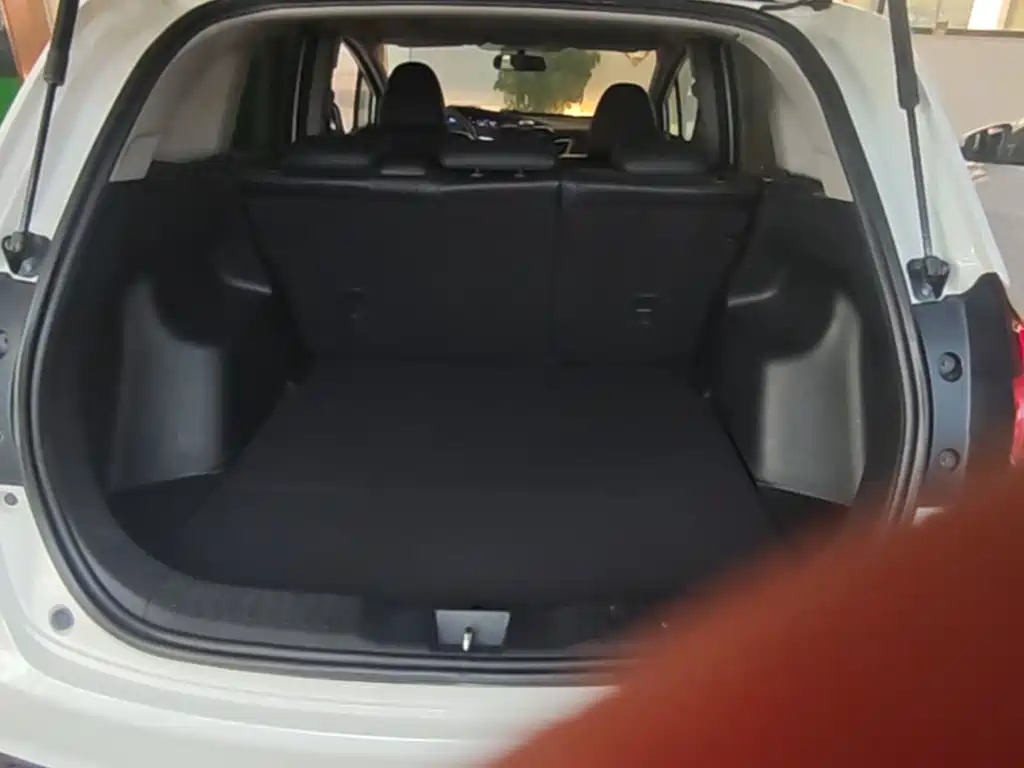 Honda Jade 2016 2016 1.8L Automatic Comfort Elite Version 5-seater