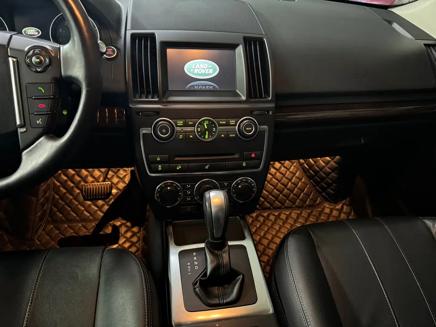 Land Rover Freelander 2 2014 2013 2.0T Si4 SE Petrol Version