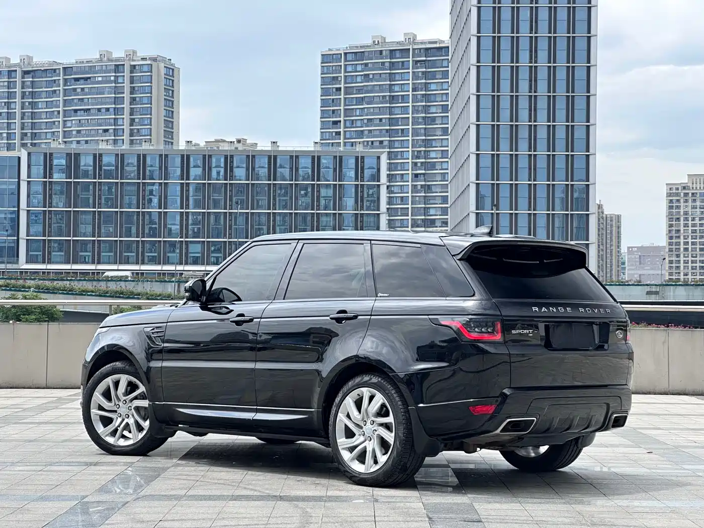 Land Rover Range Rover Sport 2020 3.0 L6 HSE DYNAMIC фото 12