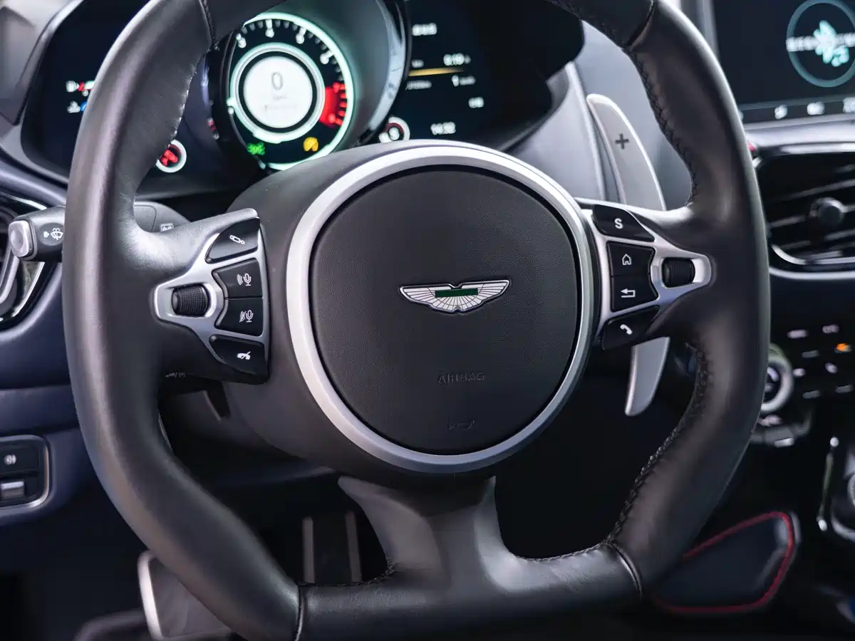 Aston Martin V8 Vantage 2020 2020 4.0T V8 Coupe 007 Edition