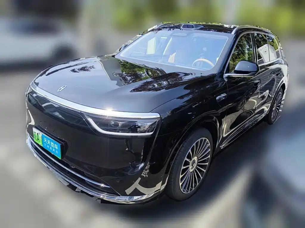 AITO Wenjie AITO M8 2025 Extended Range Ultra 53.4kWh 6-Seater