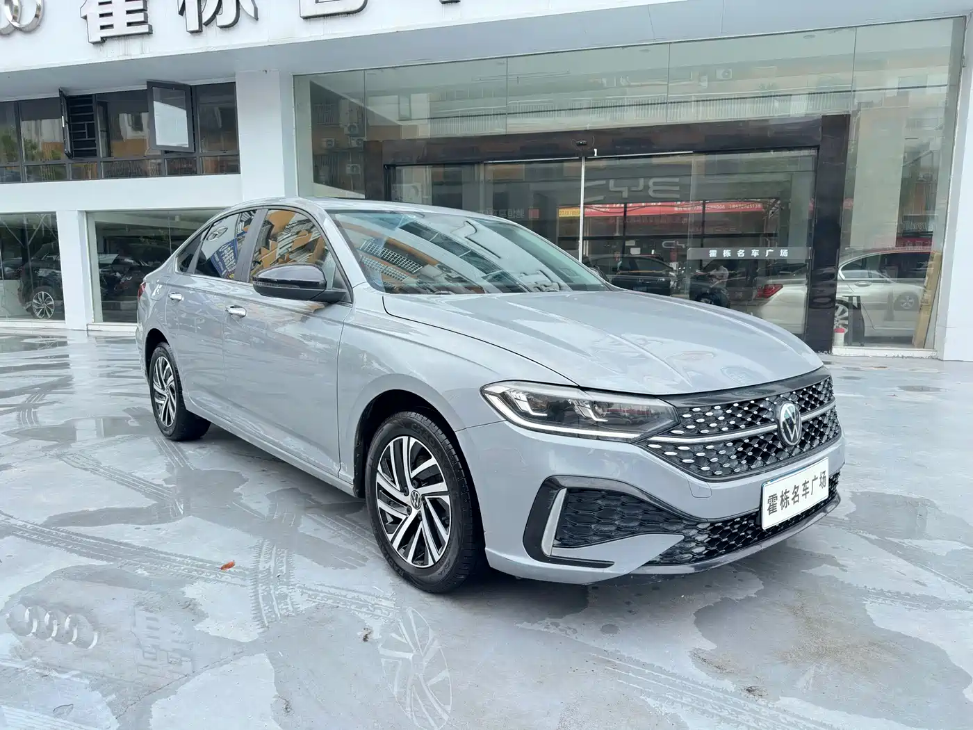 Volkswagen Lavida 2023 280TSI DSG Starlight Comfort Edition фото 3