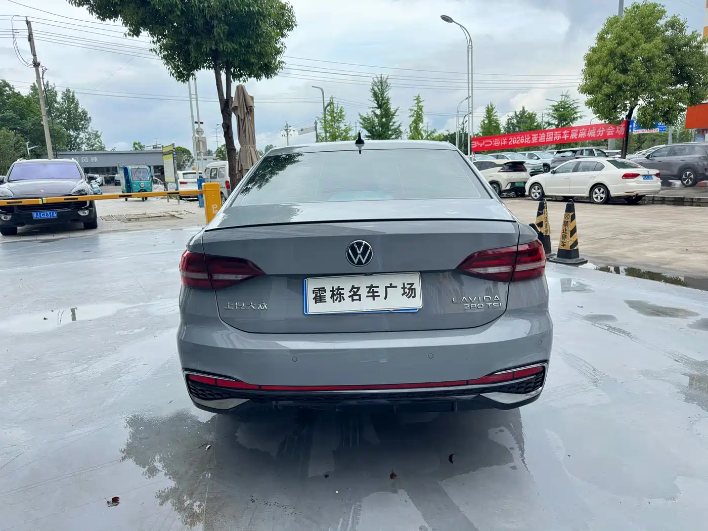 Volkswagen Lavida 2023 280TSI DSG Starlight Comfort Edition фото 6