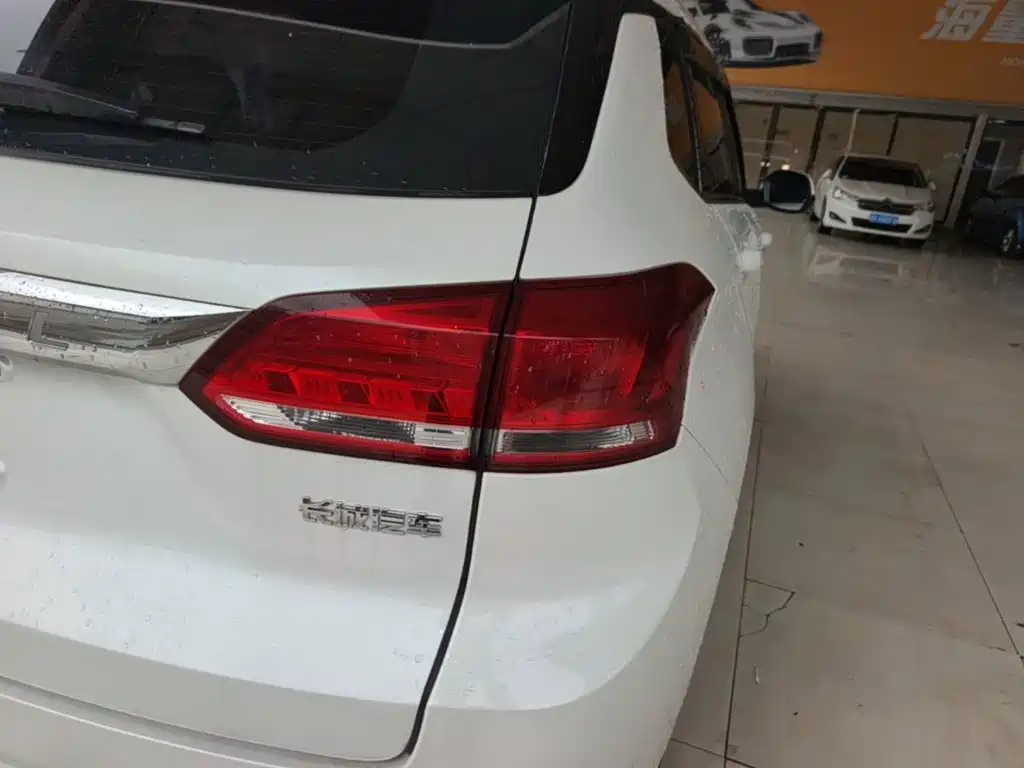 Haval H6 Coupe 2020 2020 Smart Connect Edition 1.5T Automatic 2WD Luxury Smart Connect
