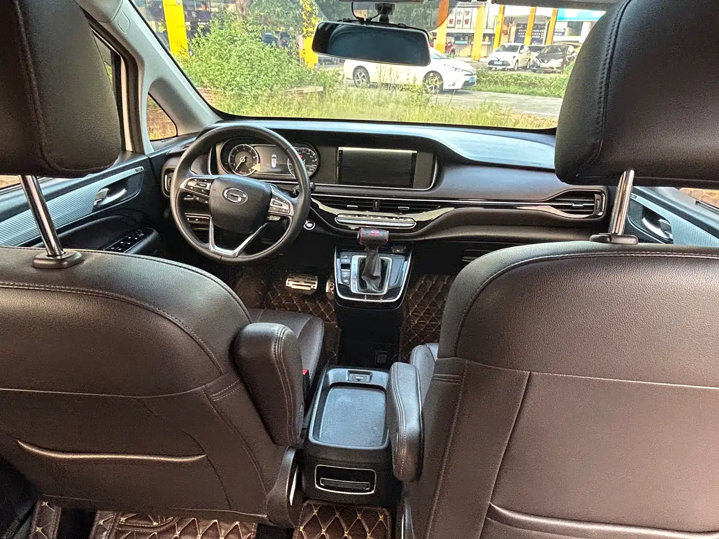 GAC Trumpchi Trumpchi M6 2019 270T Automatic Luxury (7-seater) China V фото 15