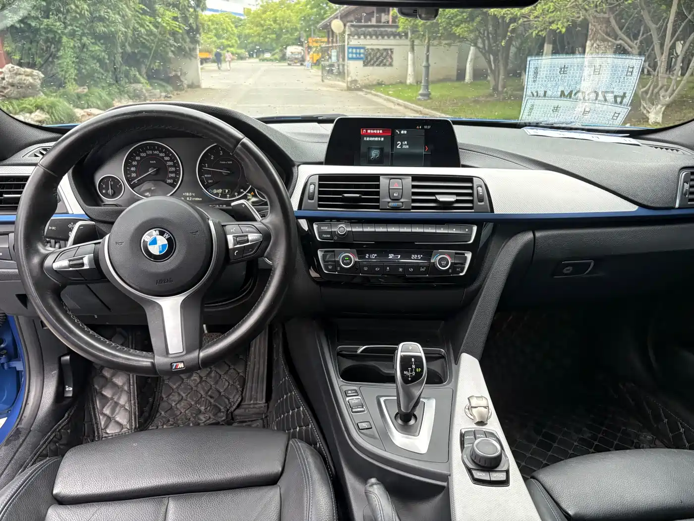 BMW 3 Series 2019 320i M Sport Package фото 6
