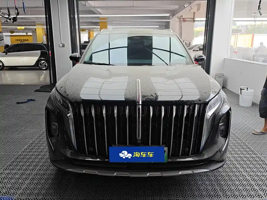 Hongqi HS7 PHEV 2025 2024 2.0T PHEV 4WD Flagship Edition 6-seater