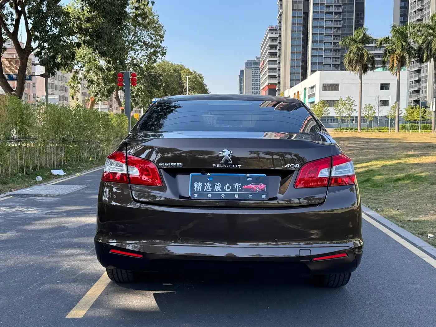 Peugeot 408 2014 1.8L Automatic Luxury Edition фото 5