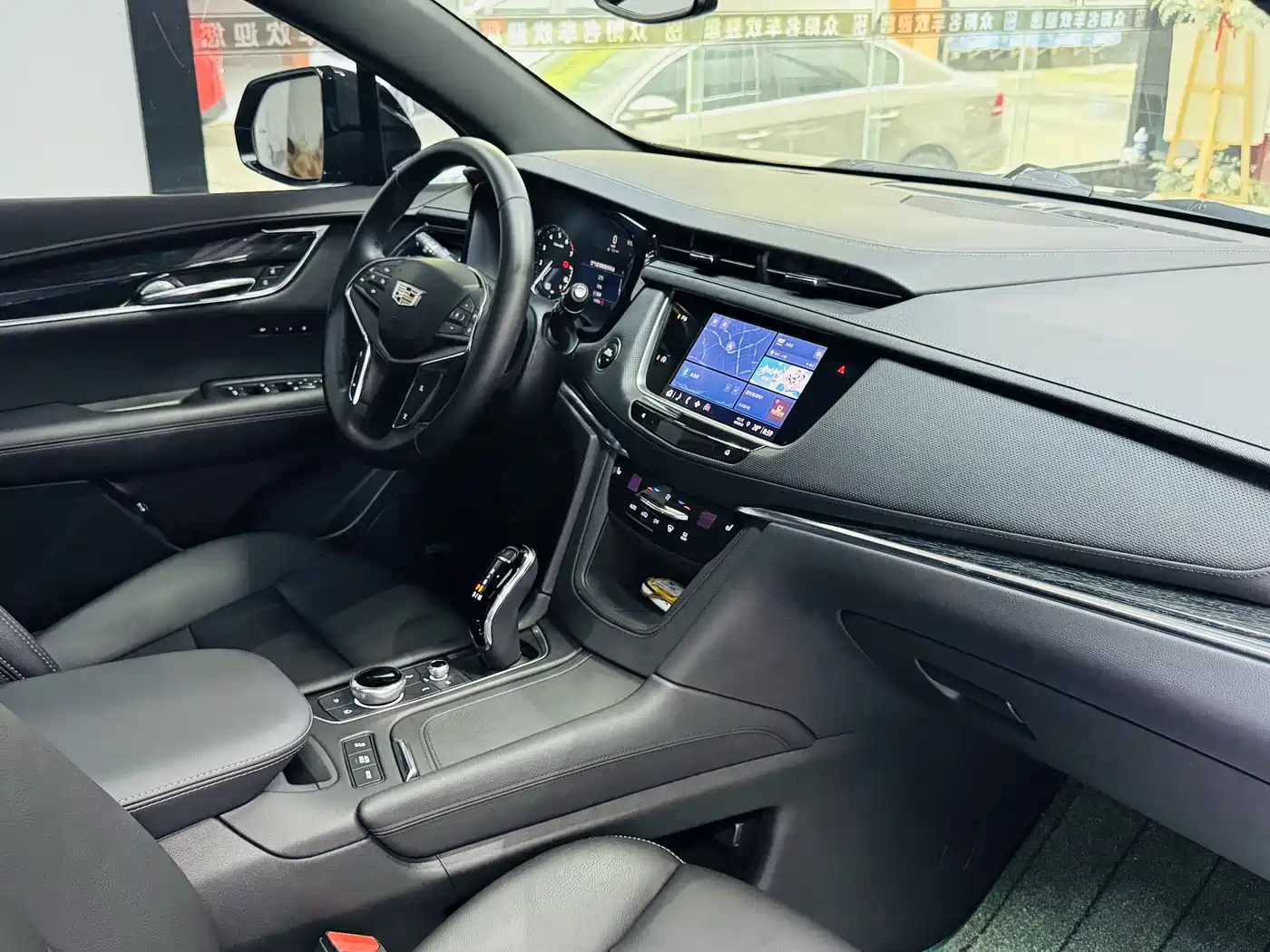 CADILLAC XT5