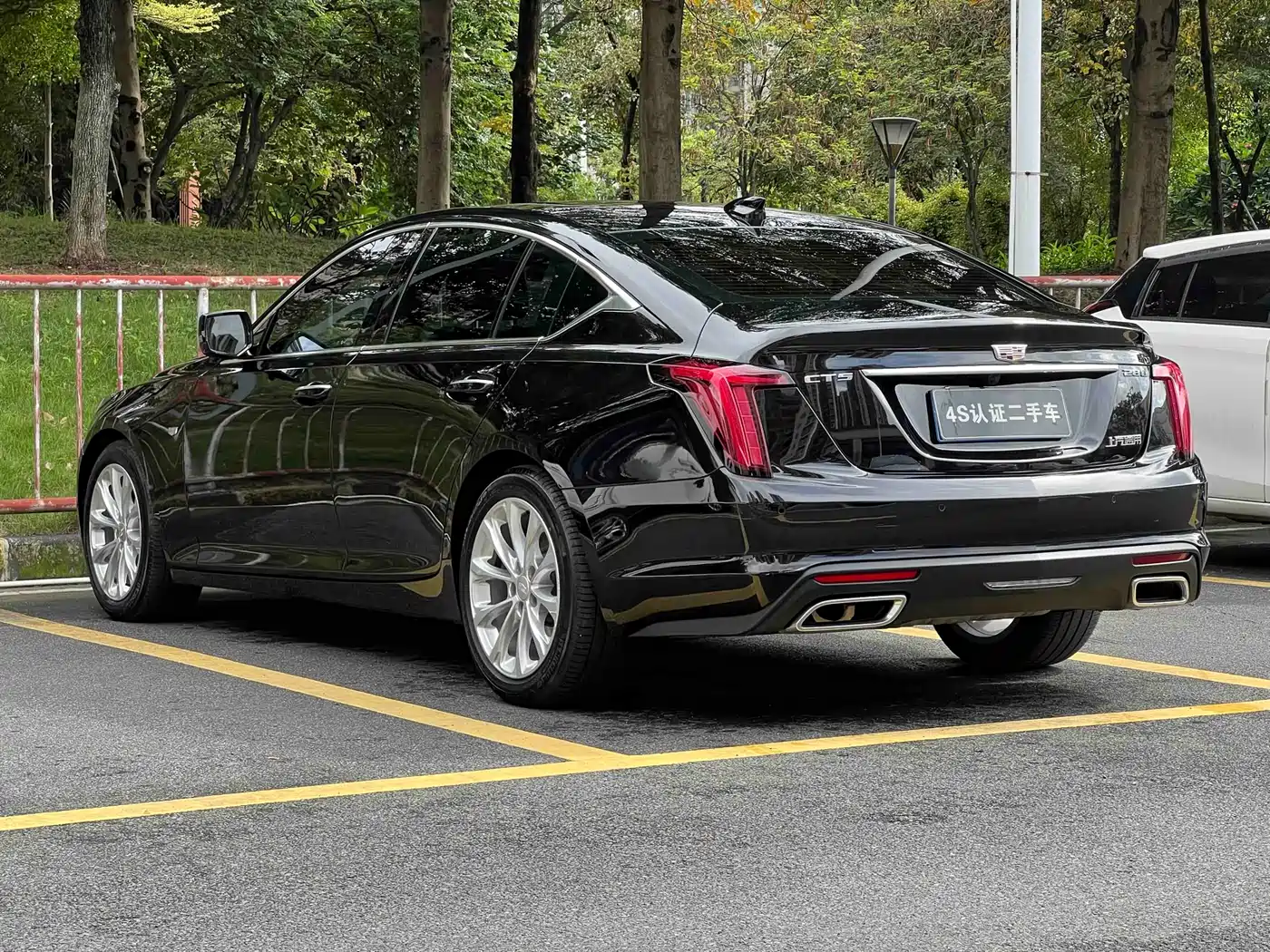 CADILLAC CT5
