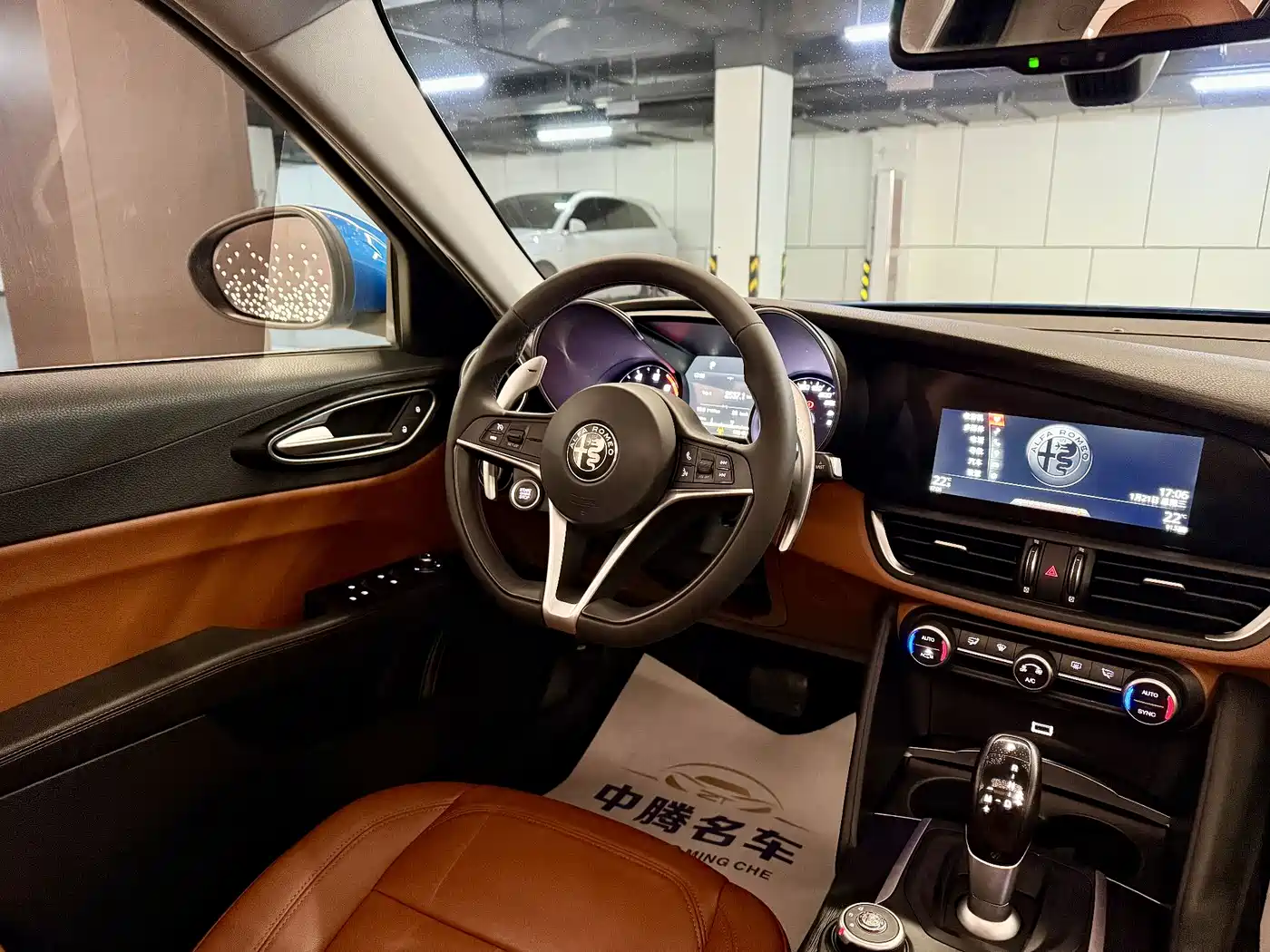 Alfa Romeo Giulia 2019 2017 2.0T 280HP Luxury Edition