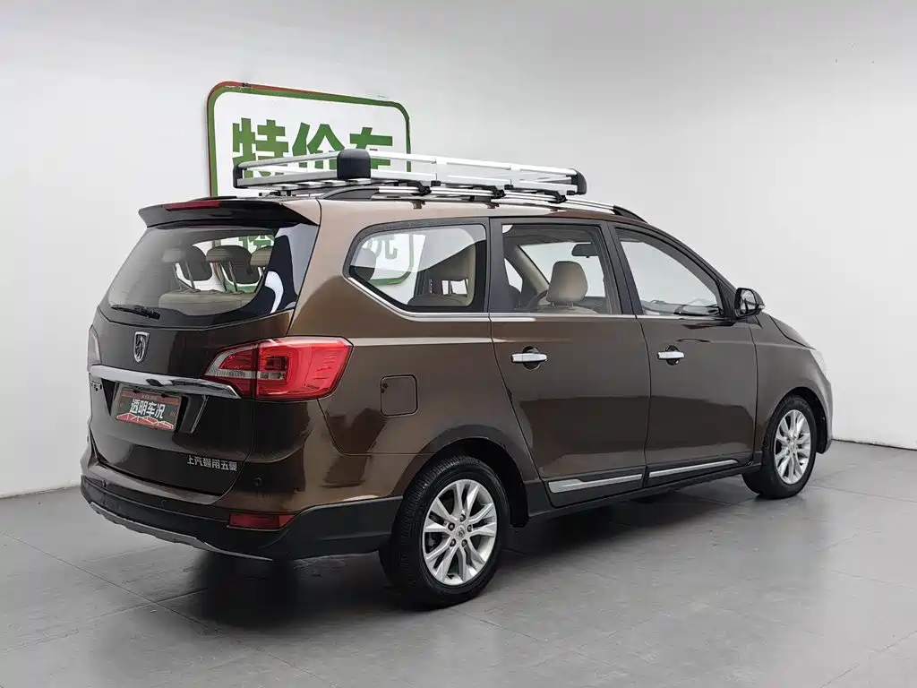Фото 2 - Baojun 730