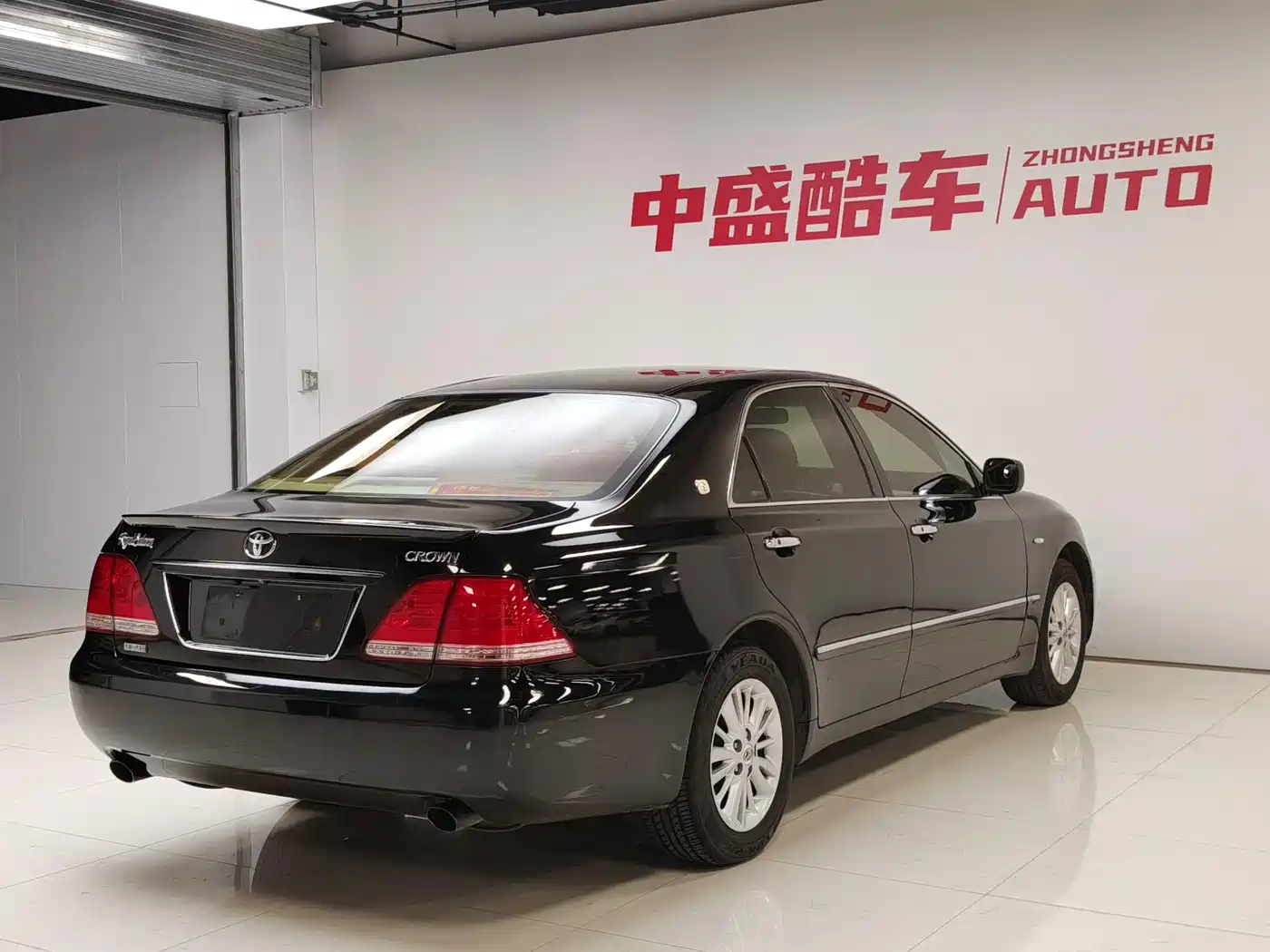 Toyota Crown 2005 Model 3.0L Royal Saloon фото 16