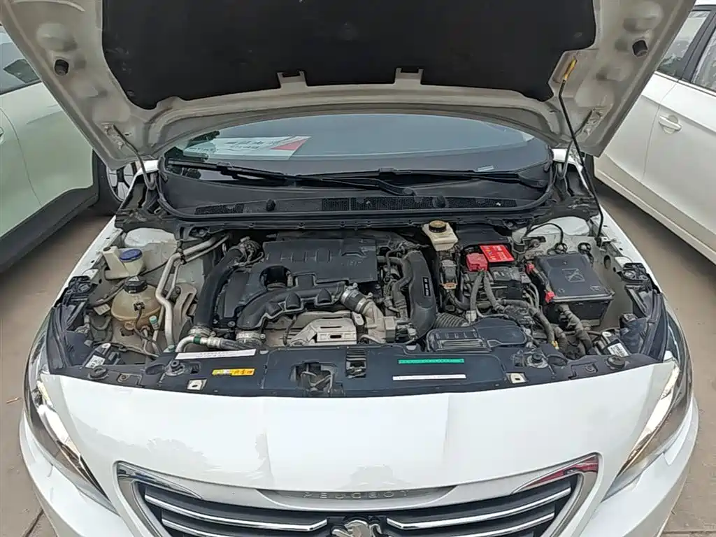 Peugeot 408 2016 1.6T Automatic Luxury Edition фото 20