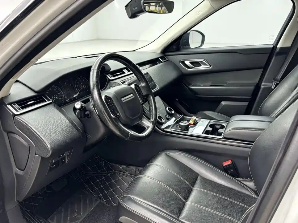 Фото 4 - Land Rover Range Rover Velar