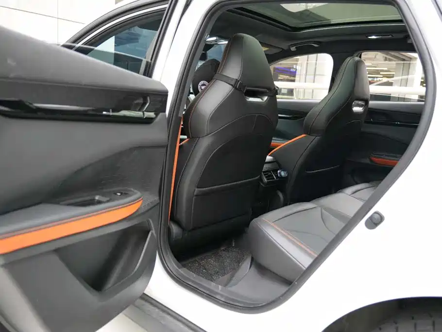 Changan UNI-V 2025 2024 1.5T High Performance Edition