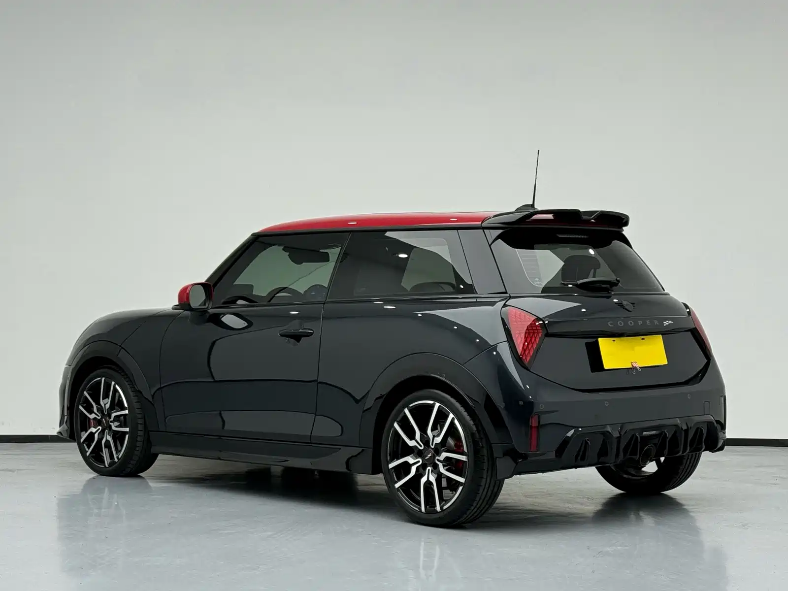 Фото 4 - MINI JCW
