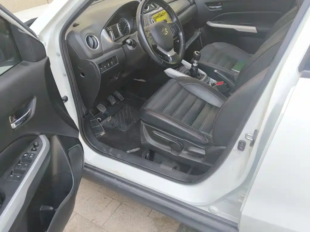 Suzuki Vitara 2016 2016 1.4T Manual 2WD Luxury Model