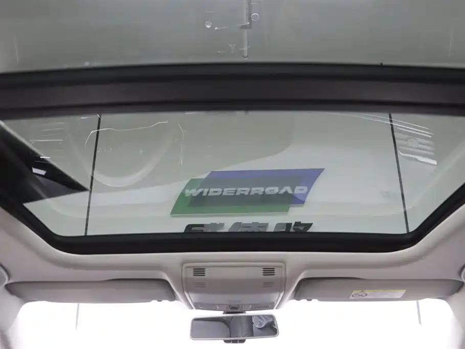 Volkswagen Sagitar 2021 280TSI DSG Surpassing Edition фото 23
