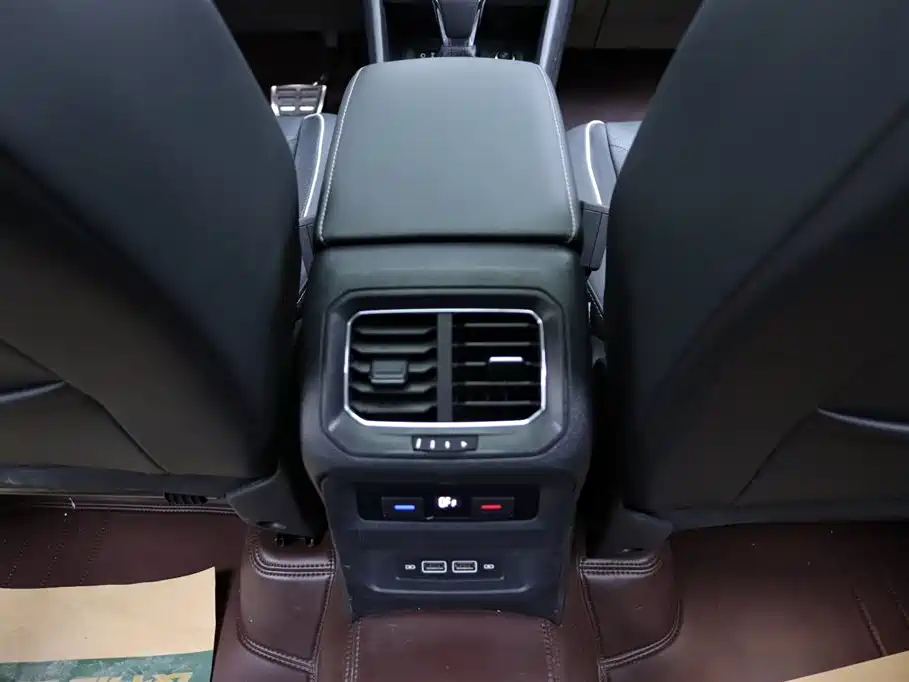 Volkswagen Tiguan L 2019 330TSI Automatic 2WD R-Line Flagship Edition China VI фото 20
